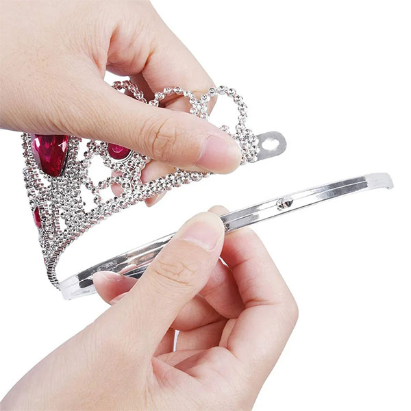 Crown-and-Dress-Up-Accessories