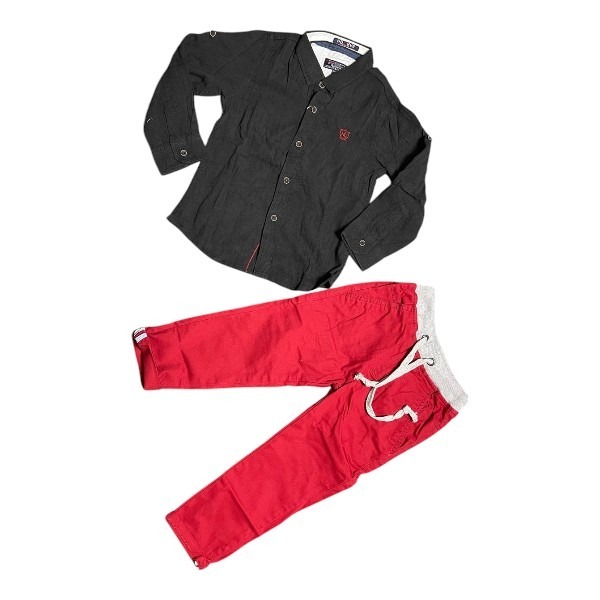 black shirt red pants-Photoroom