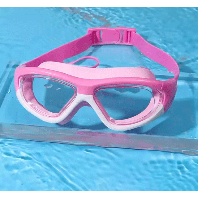 Swimming-googles-with-plastic-case-b